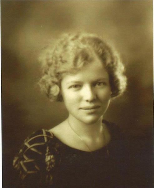 Niedeckerportrait_seeEmailforcreditinfo