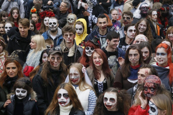 How Zombie Films Reveal the True Dangers of COVID-19 | Zocalo Public Square • Arizona State University • Smithsonian
