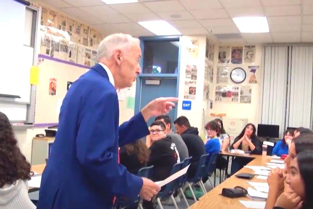 After 11 Weeks of ‘Distance Learning,’ This Teacher Is Glad to Be Retiring | Zocalo Public Square • Arizona State University • Smithsonian