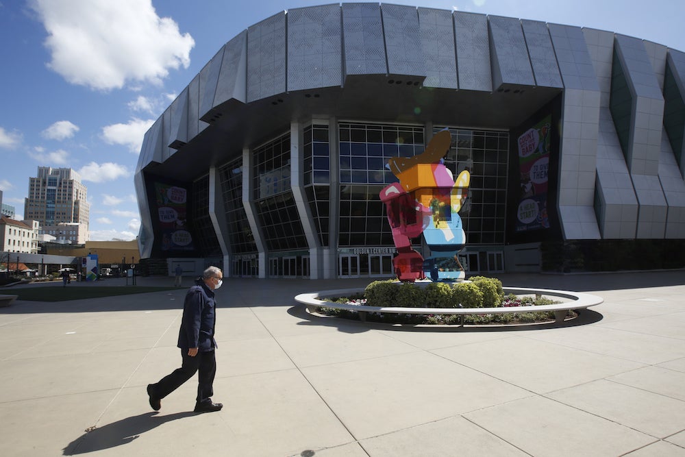 The Shiny Sacramento Statue That Reflects California’s Failures | Zocalo Public Square • Arizona State University • Smithsonian
